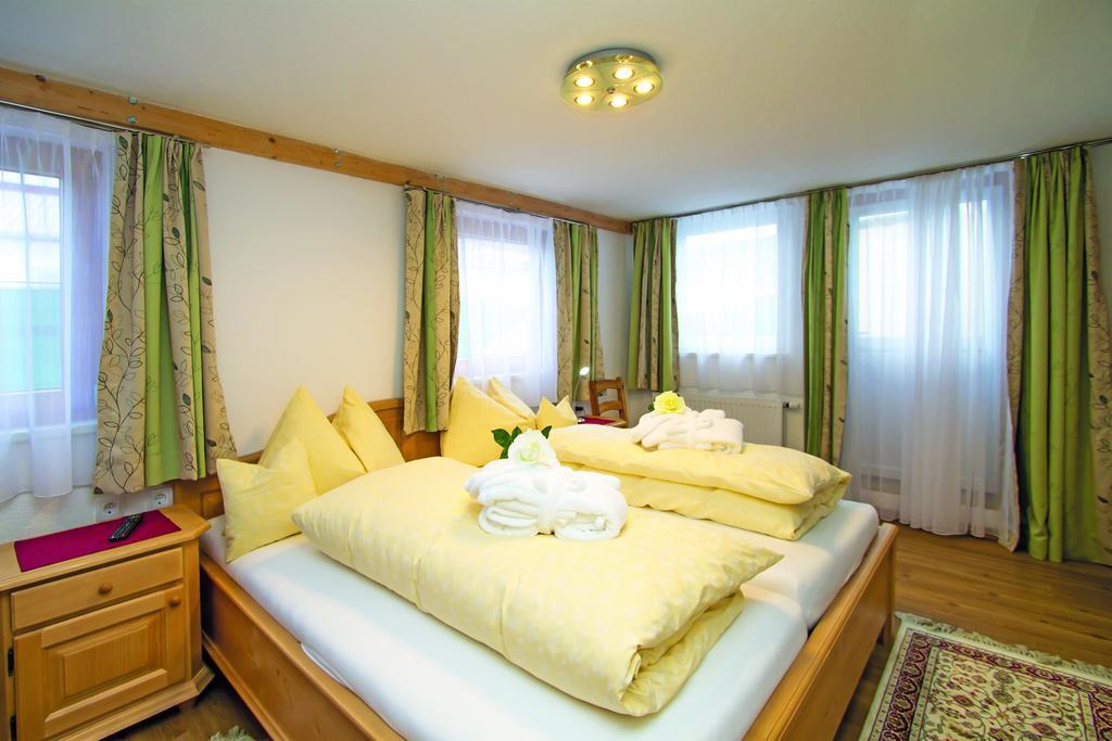 Gertis Ferienwohnung ホッホフィルツェン 部屋 写真