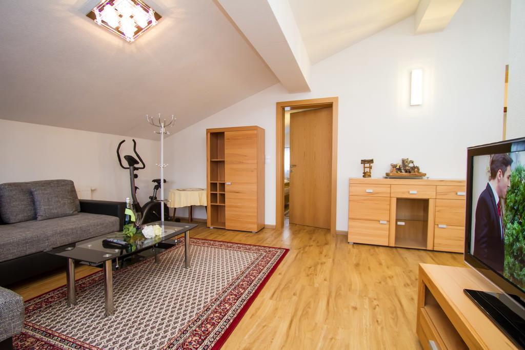 Gertis Ferienwohnung ホッホフィルツェン 部屋 写真
